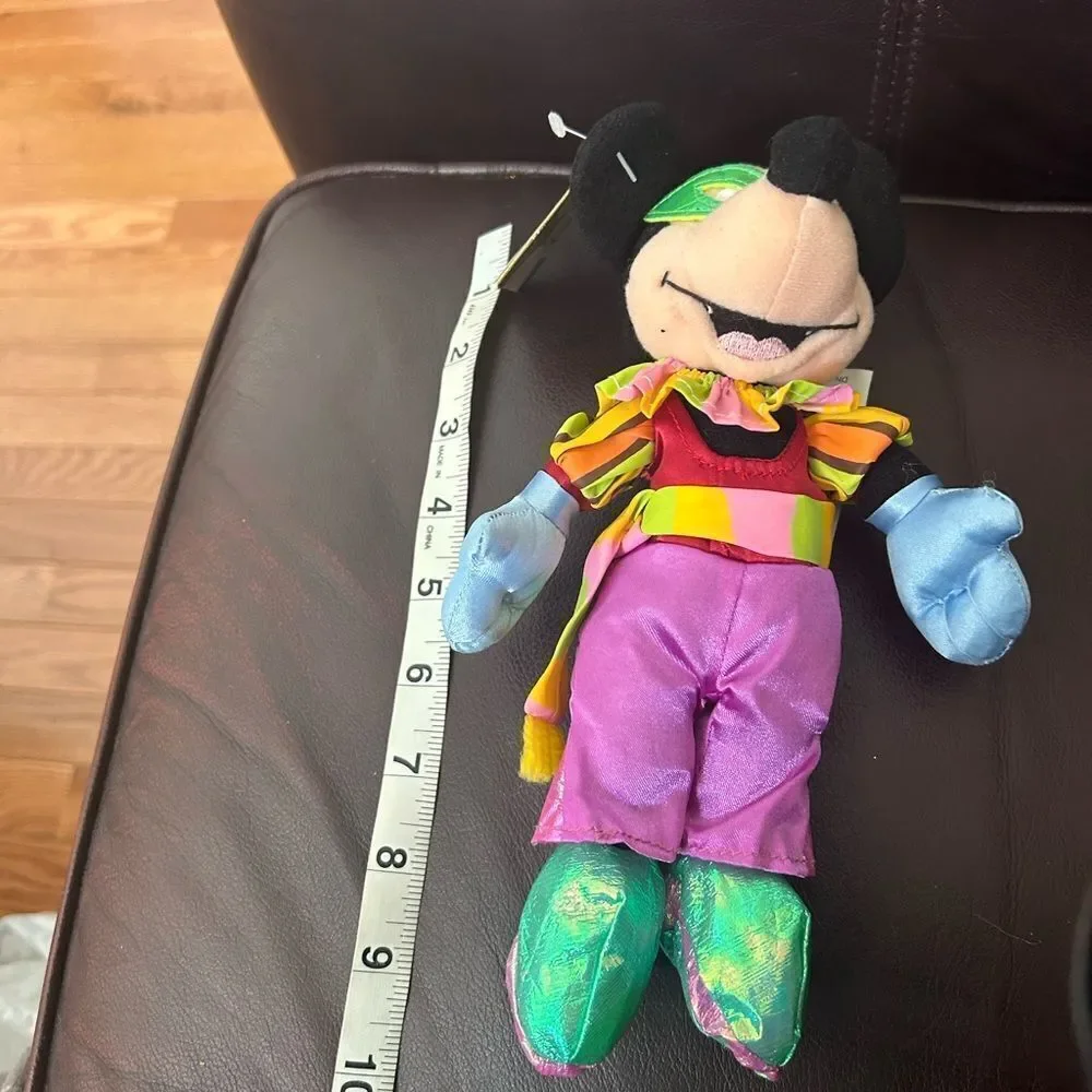 Vintage Y2K Disney Store Exclusive Mardi Gras Mickey Mouse Plush NWT